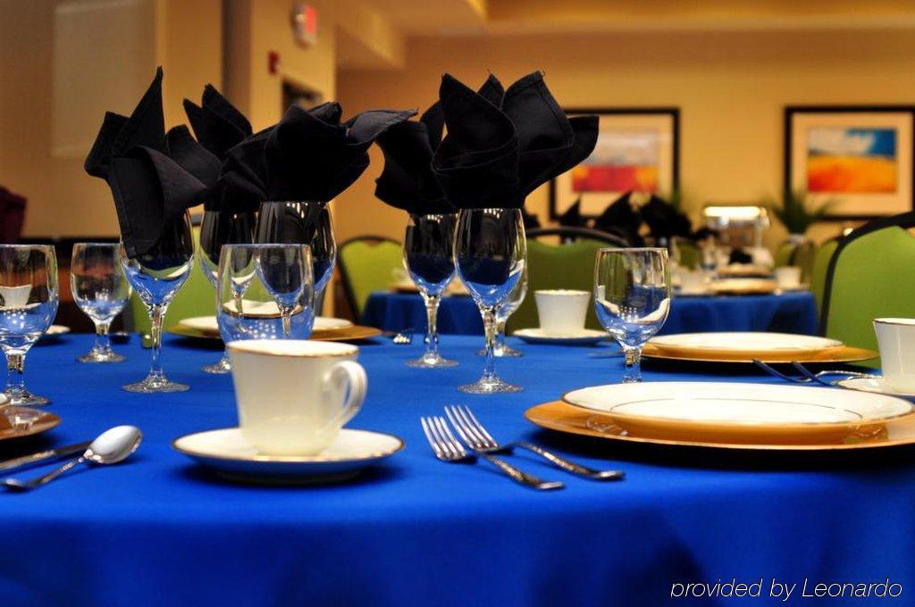 Holiday Inn Express & Suites Dayton South - I-675 By Ihg Shanersville Restoran fotoğraf