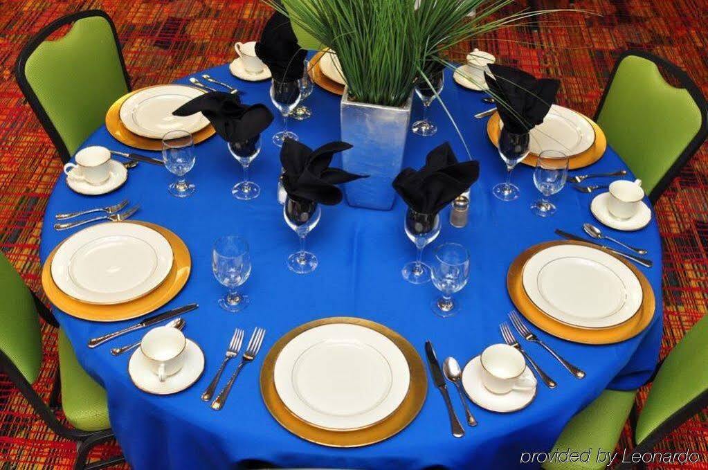 Holiday Inn Express & Suites Dayton South - I-675 By Ihg Shanersville Dış mekan fotoğraf
